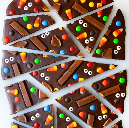 halloween-candy-chocolate-bark